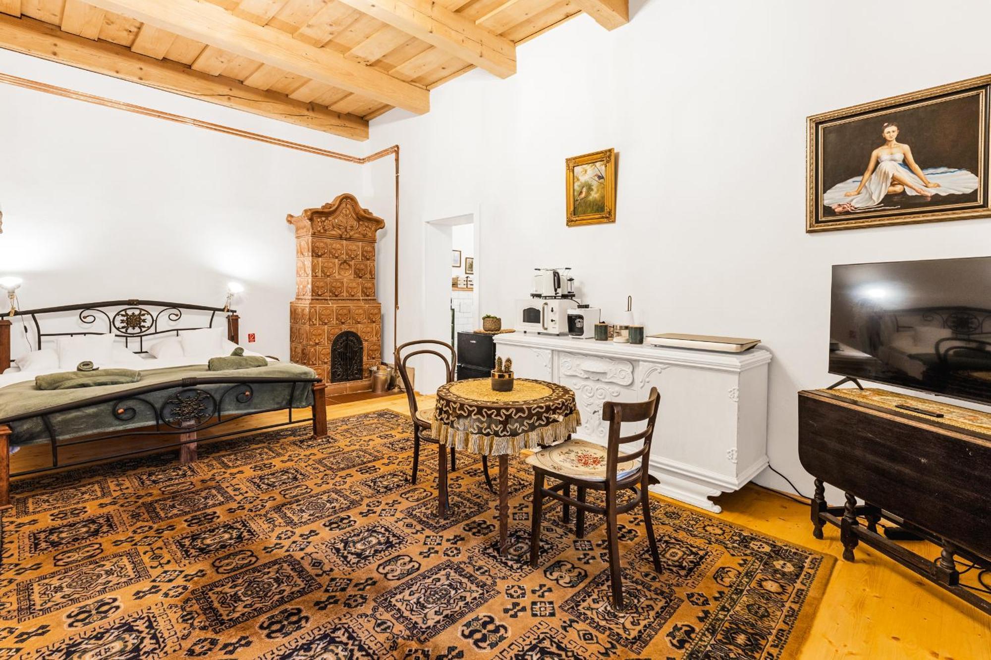 Sovi Dom- Historicke Apartmany Z 19 Storocia, 4Km Od Banskej Stiavnice Svaty Anton Екстер'єр фото