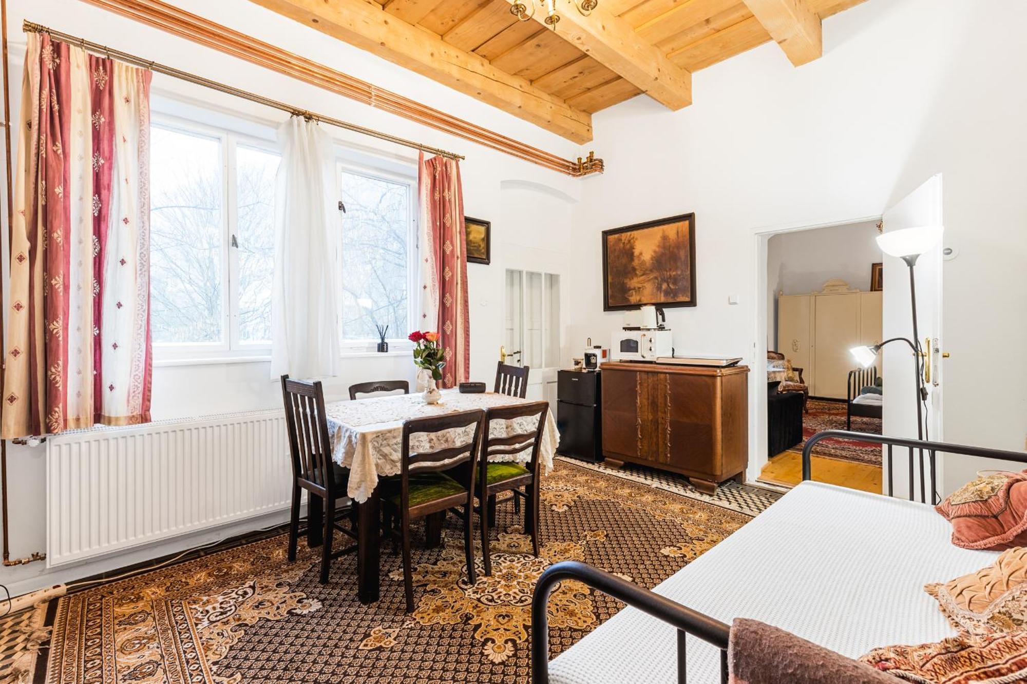Sovi Dom- Historicke Apartmany Z 19 Storocia, 4Km Od Banskej Stiavnice Svaty Anton Екстер'єр фото