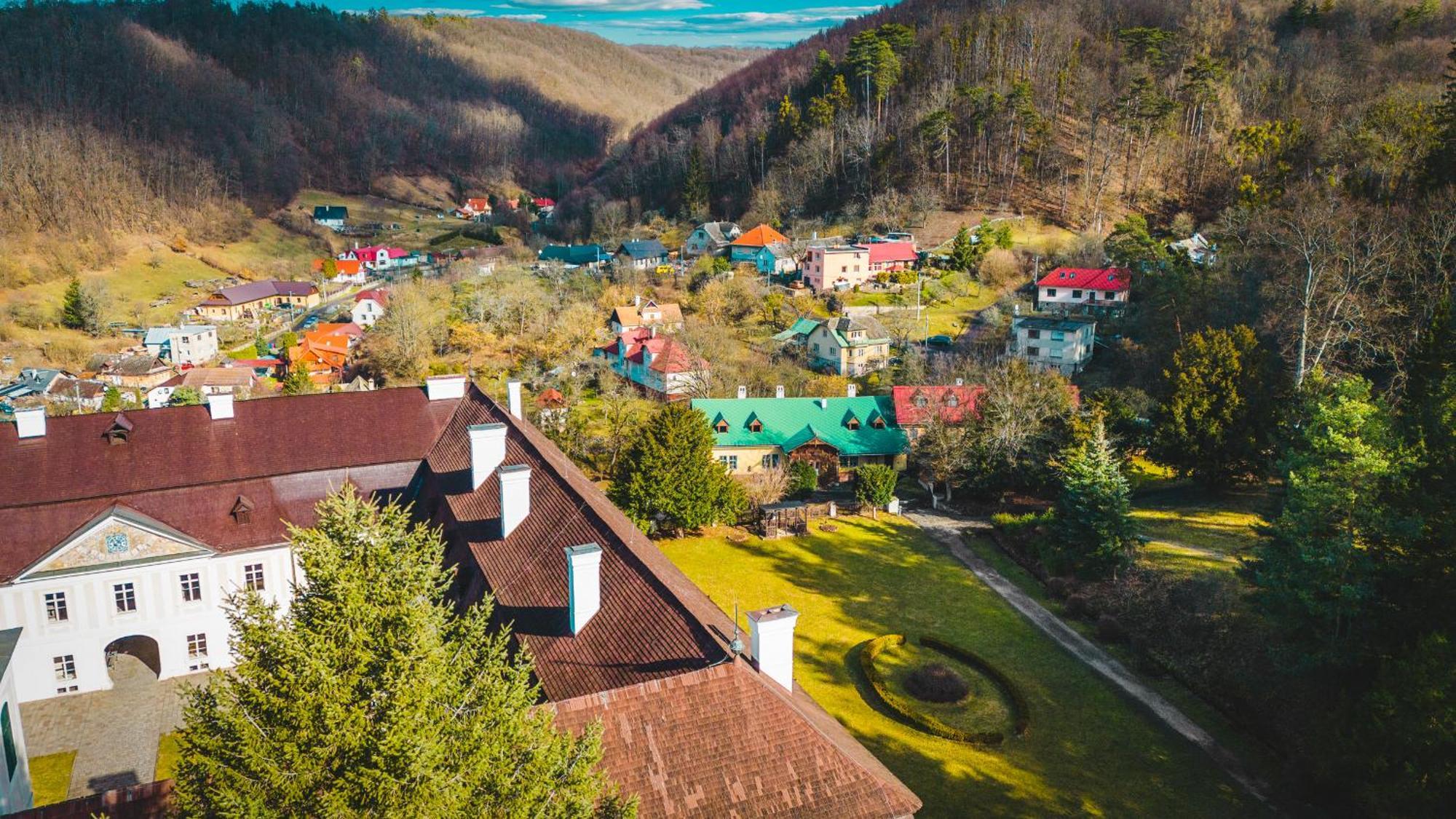 Sovi Dom- Historicke Apartmany Z 19 Storocia, 4Km Od Banskej Stiavnice Svaty Anton Екстер'єр фото
